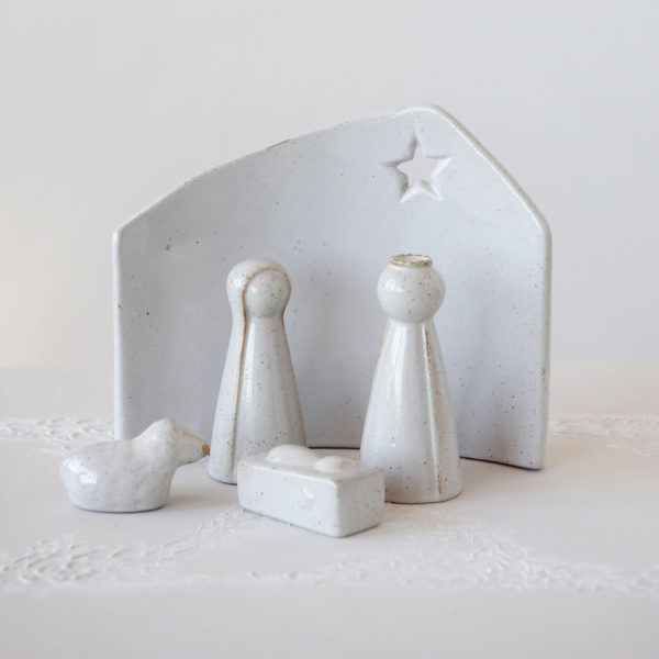 Stoneware Nativity with Glaze - Image 2