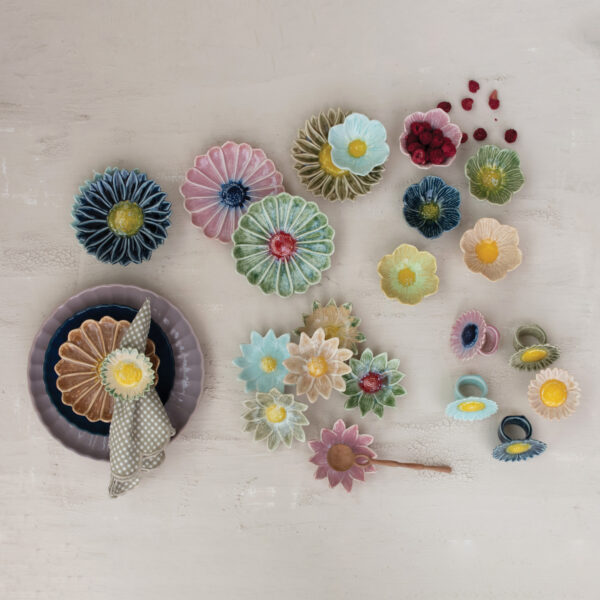 Stoneware Flower Shaped Plates - Image 2