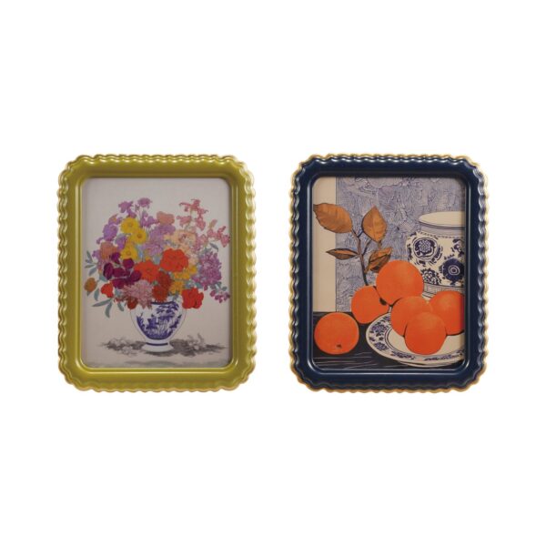 Scalloped Photo Frames